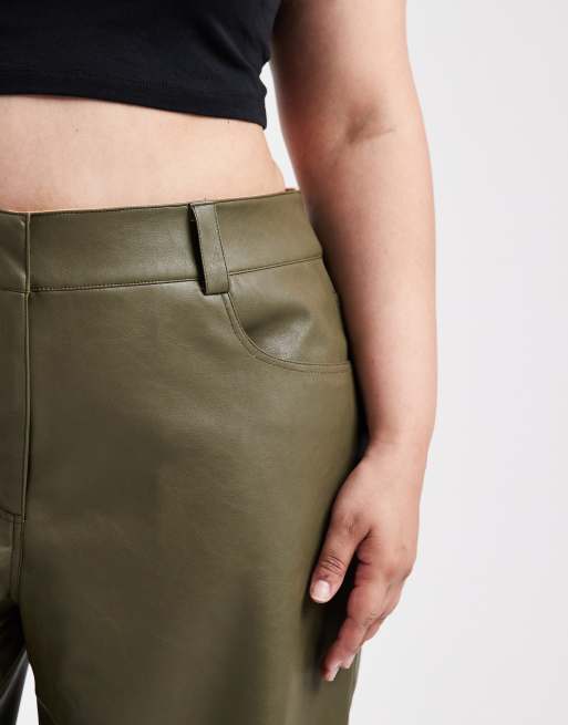 ASOS DESIGN Curve low rise mansy faux leather pants in forest green , 5 of 5