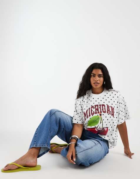 ASOS DESIGN Curve - Maglia oversize a pois monocromatici con grafica di ciliegie Michigan - view 1