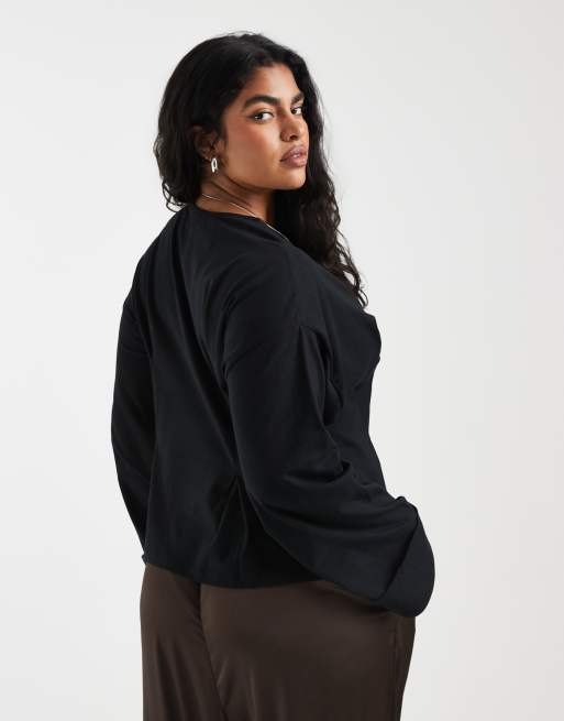 ASOS DESIGN Curve - Maglietta a maniche lunghe stretta in vita nera con polsini ampi, 4 di 4