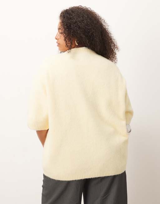 ASOS DESIGN Curve - Maglione t-shirt soffice girocollo color latticello, 3 di 4