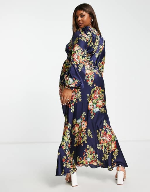 ASOS DESIGN Curve – Marinblå, blommig maxiklänning med hög krage och utsvängd ärm med manschett, 2 av 4