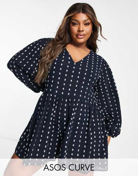 ASOS DESIGN Curve - Marineblå smock-playsuit med pufærmer og tekstur - view 1