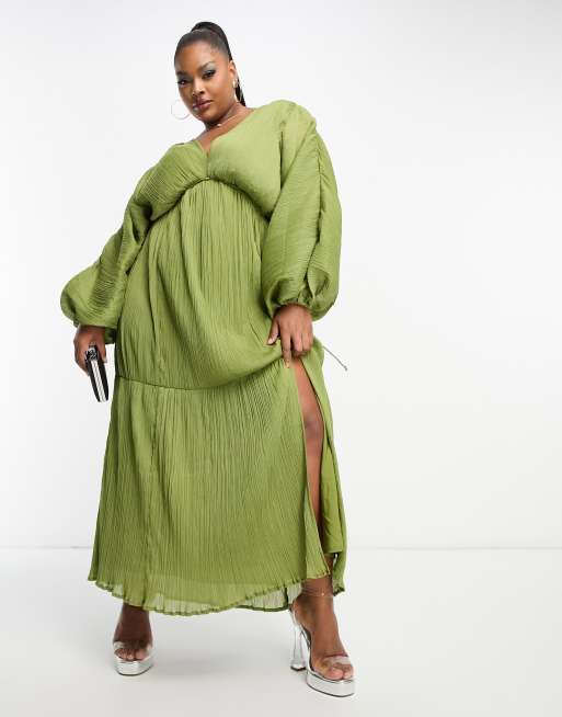 ASOS DESIGN Curve Maxi jurk met A lijn microplooien en vleermuismouwen in kaki ASOS