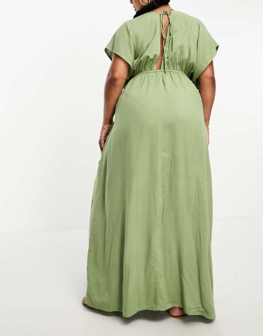 ASOS DESIGN Curve – Maxi-Strandkleid in Khaki mit Flatterärmeln und Bindedetail, 2 von 4