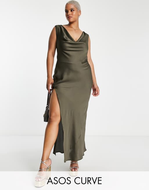 ASOS DESIGN Curve Maxi Strandkleid in Khaki mit Wasserfallausschnitt und schmalen Tragern ASOS