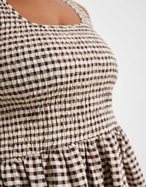 ASOS DESIGN Curve Maxikleid mit Smokdetails in Cremeweiß, 3 von 4