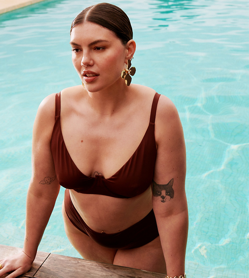 ASOS DESIGN Curve Maya step front underwired bikini top in chocolate brown