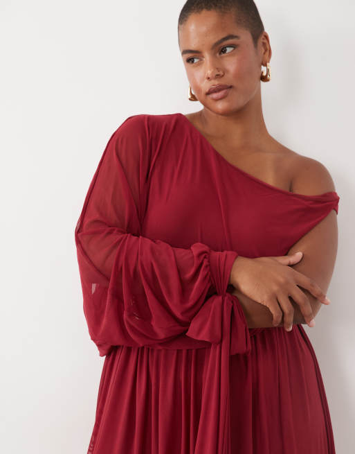 ASOS DESIGN Curve mesh asymmetric extreme one sleeve mini dress in berry, 4 of 4