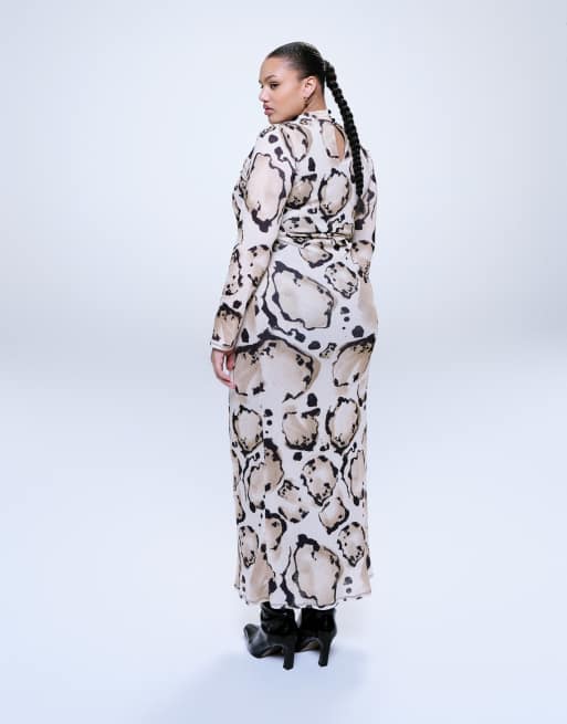 ASOS DESIGN Curve mesh high neck long sleeve midi dress in animal print, 4 of 4
