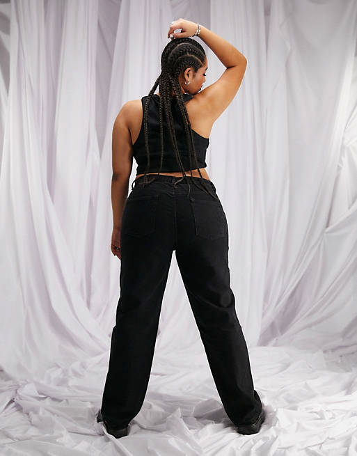 Women Curve mid rise '90's' straight leg jeans in black 