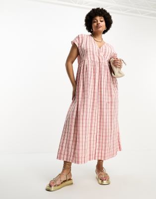 ASOS DESIGN Curve - Midi-Hängerkleid in Rosa kariert mit V-Ausschnitt-Bunt