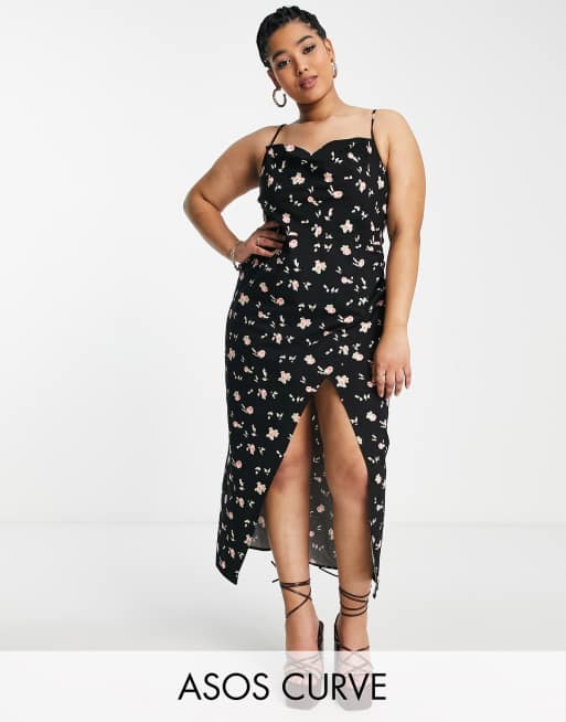ASOS DESIGN Curve - Midi jurk met gedrapeerde halslijn, gerimpelde zijkant en bloemenprint in zwart