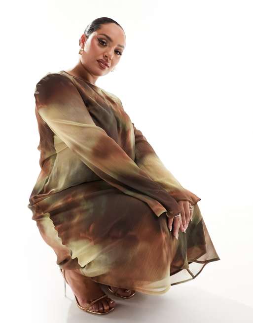 ASOS DESIGN Curve - Midi jurk met lange mouwen van chiffon met vervaagde print in chocoladebruin, 2 van 4