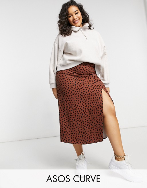 ASOS DESIGN Curve midi skirt with thigh split in tan and black non print