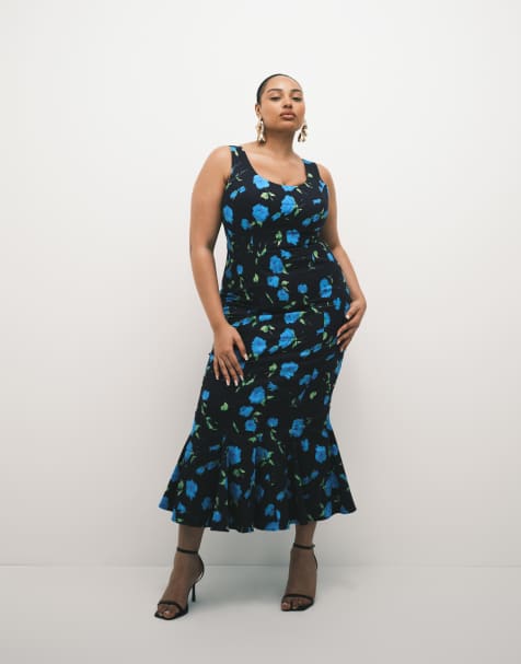 ASOS DESIGN Curve – Midi-Sommerkleid in Schwarz mit U-Ausschnitt, Godet, Schwalbenschwanz und Blumenmuster - view 1