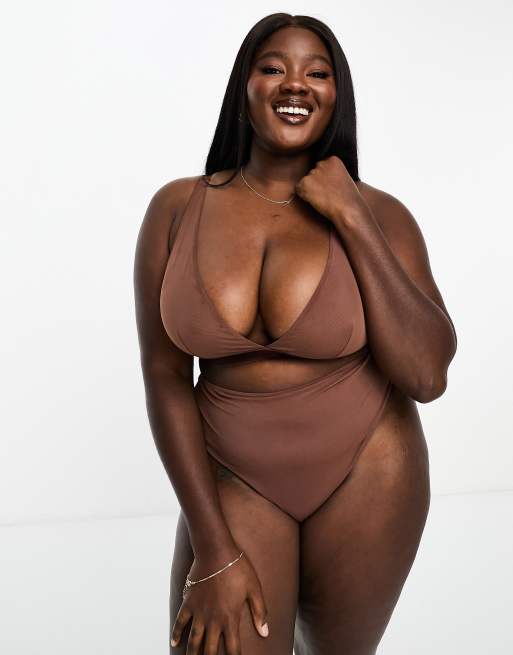 ASOS DESIGN Curve – Mila – Brun, utslätande stringtrosa i mesh med hög midja