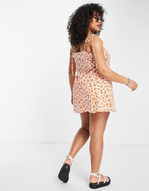 ASOS DESIGN Curve mini button through tie shoulder sundress in orange ditsy floral , 3 of 4