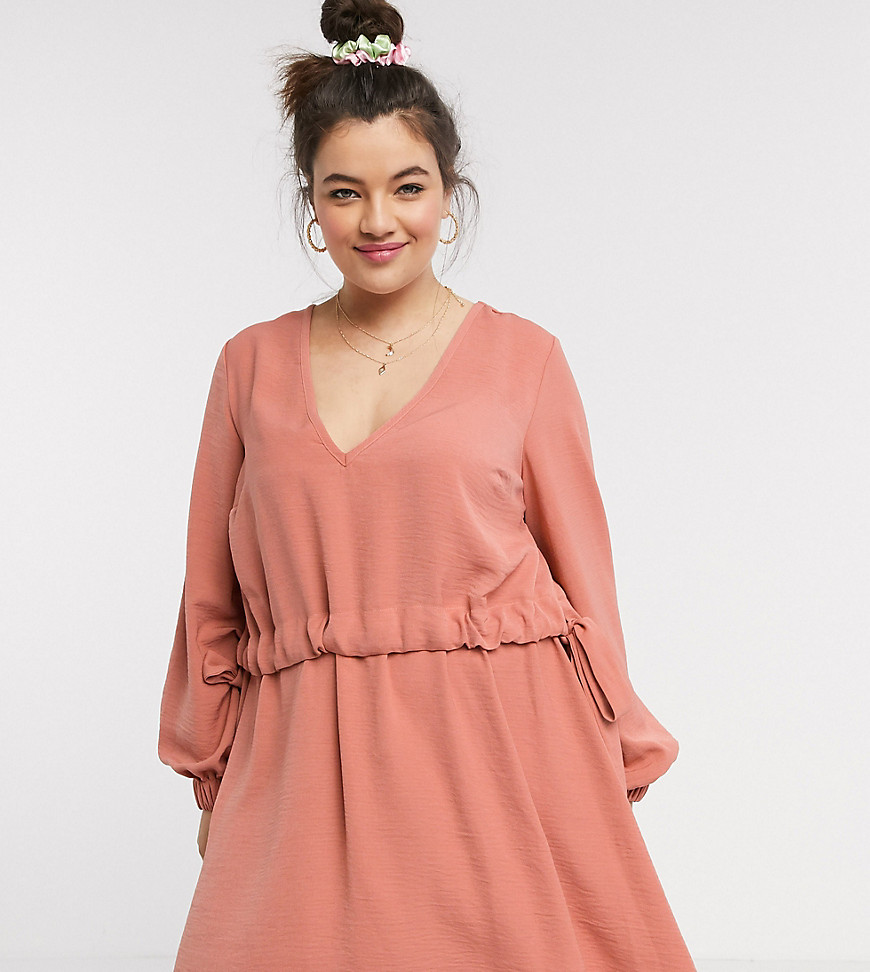 ASOS DESIGN Curve - Mini-jurk met V-hals, gerimpelde taille en lange mouwen in roestbruin-Roze