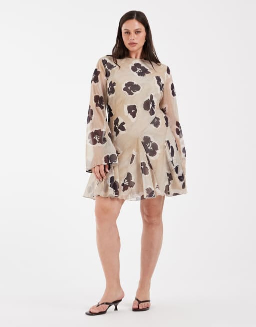 ASOS DESIGN Curve Mini-Kleid mit langen Ärmeln in Braun mit Blumenmuster, 2 von 4