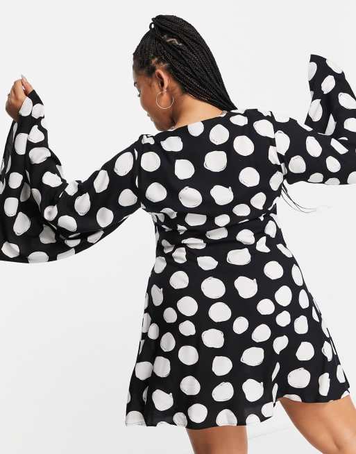 ASOS DESIGN Curve mini shirt dress with tie front and flared sleeve in spot  print | ASOS