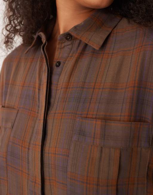 ASOS DESIGN Curve mini shirt dress with wide cuffs and oversized pockets in brown check, 3 of 4