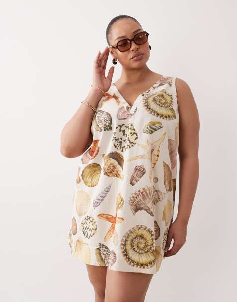 ASOS DESIGN Curve - Mini-sommerkjole med V-hals og smock-snit i muslingeprint - view 1