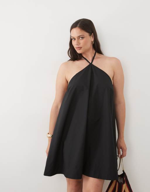 ASOS DESIGN Curve - Mini swingjurk van popeline met halternek in zwart, 2 van 4