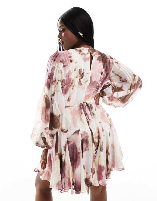 ASOS DESIGN Curve – Mini-Wickelkleid mit Ballonärmeln, Bindedetail an der Taille und rosa Blumenmuster, 4 von 4
