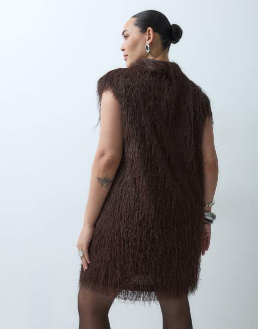ASOS DESIGN Curve miniabito senza maniche con collo a imbuto soffice color cioccolato, 5 di 5