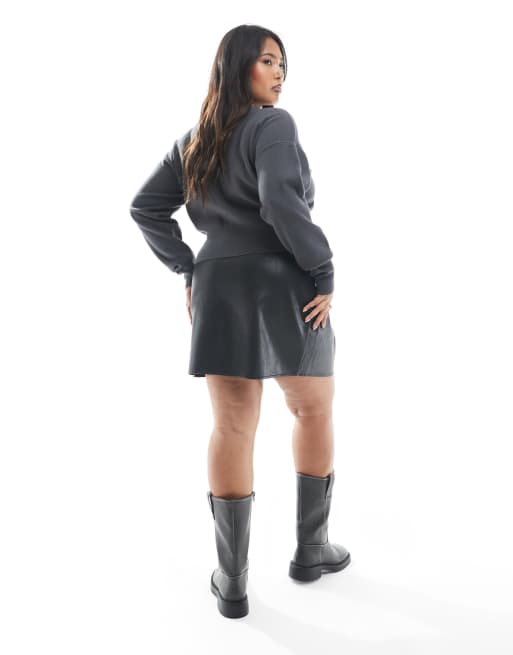 ASOS DESIGN Curve - Minirok met leerlook en split aan de voorkant in zwart, 2 van 5