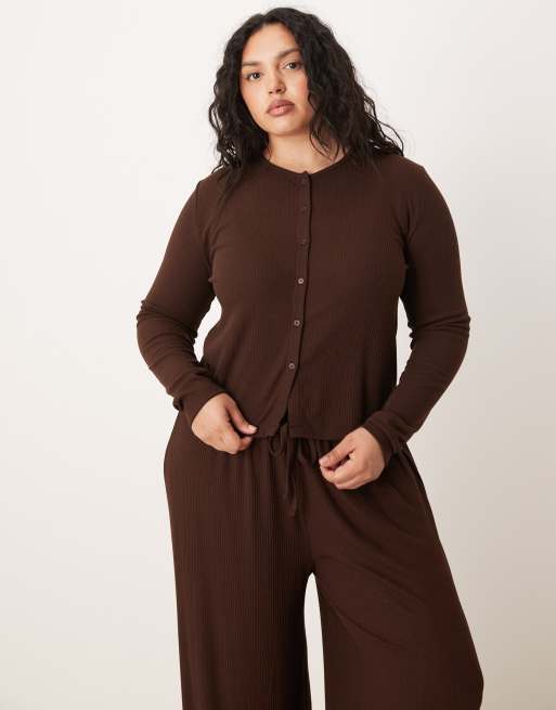 ASOS DESIGN Curve – Mix & Match – Gerippte Lounge-Strickjacke in Schokobraun