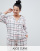 Thumbnail 1 van 4