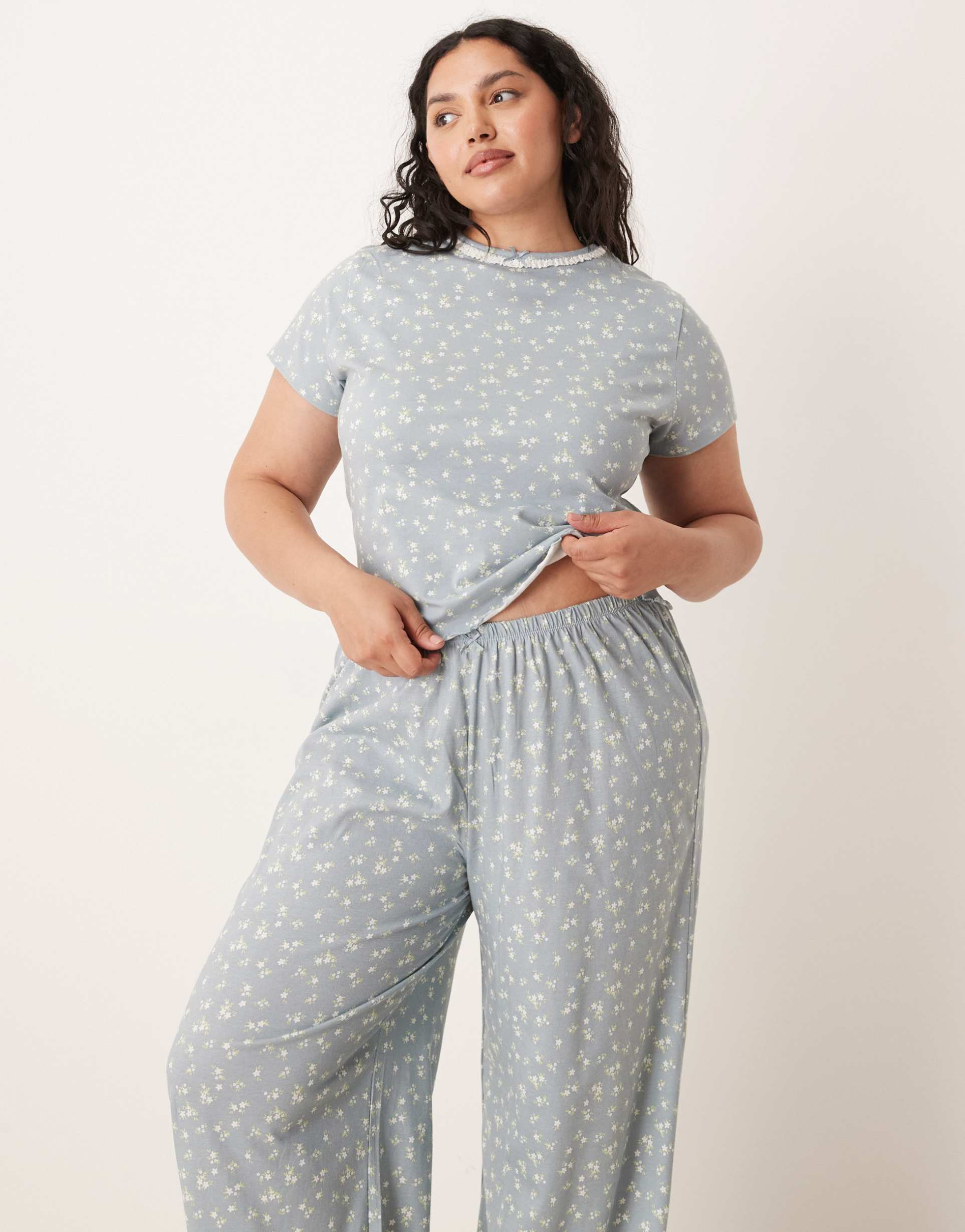 asos design curve mix & match pajama baby tee in blue floral print