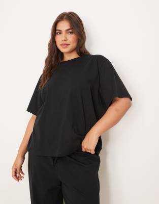 ASOS DESIGN Curve - Mix & Match - Pyjama-T-Shirt aus Baumwolle in Schwarz mit Oversize-Passform