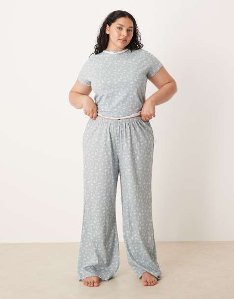 ASOS DESIGN Curve mix & match pyjama trouser in blue ditsy print - view 1