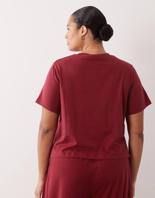 ASOS DESIGN Curve mix og match oversized pyjamas-T-shirt i bordeaux, 3 af 4