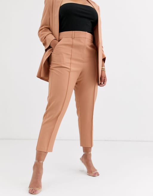 ASOS DESIGN – Curve – Mixa & matcha –  Ultimate – Ankellånga kostymbyxor, 4 av 4