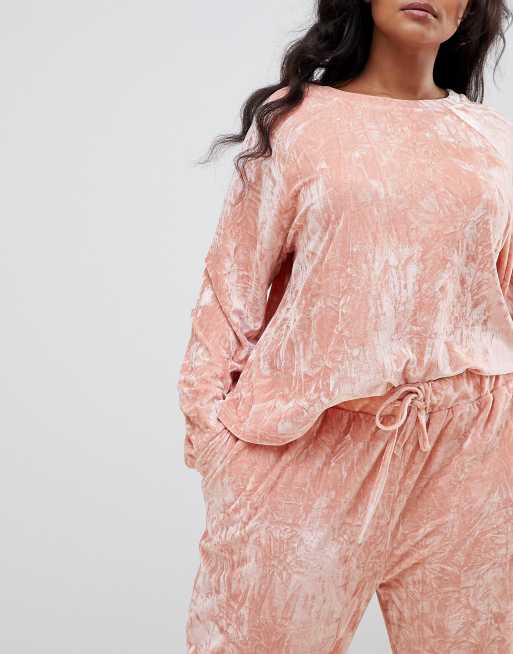 ASOS DESIGN – Curve – Mjukisbyxor i krossad sammet, 3 av 4