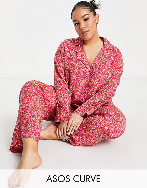 Women Curve modal ditsy floral long sleeve shirt & trouser pyjama set in red & pink 