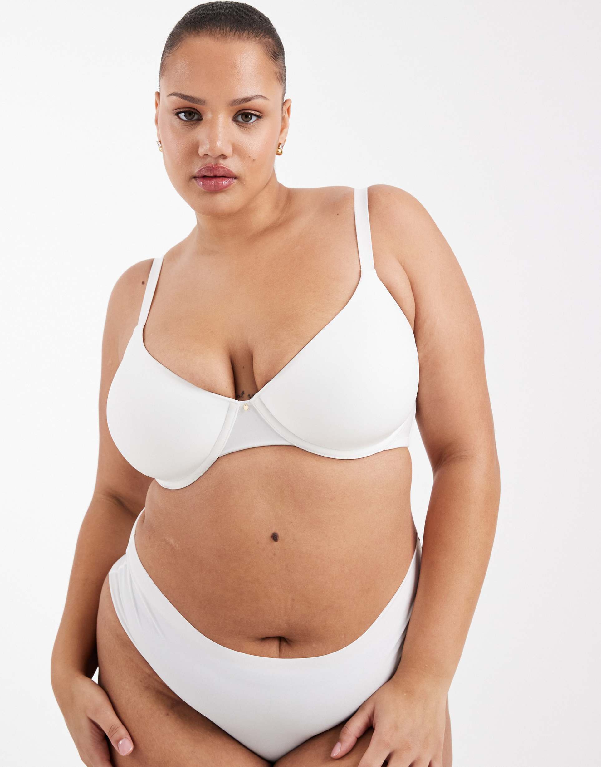 asos design curve molded t-shirt bra in white