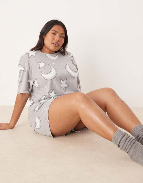 ASOS DESIGN Curve moon & stars oversized tee and short pyjama set in grey - view 1