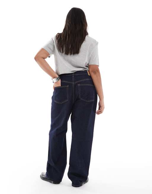 ASOS DESIGN Curve – Mörkblå jeans med raka ben och bekväm stretch, 2 av 5