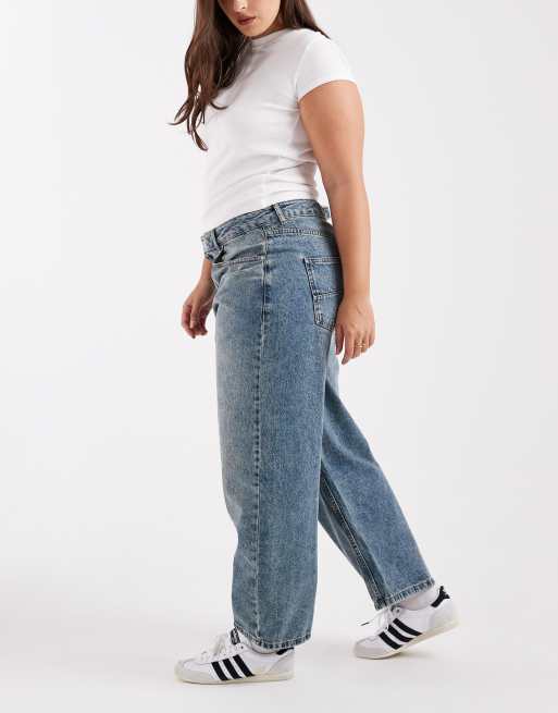 ASOS DESIGN Curve – Mörkblå, vintagetvättade, ankellånga jeans med barrelben och markerad midja , 3 av 5
