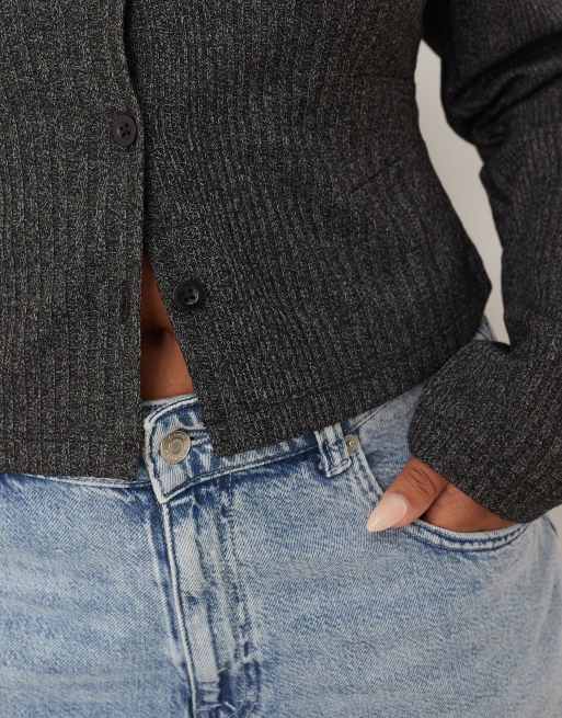 ASOS DESIGN Curve – Mörkgrå, melerad, ribbad topp med långa ärmar och knäppning, 3 av 4