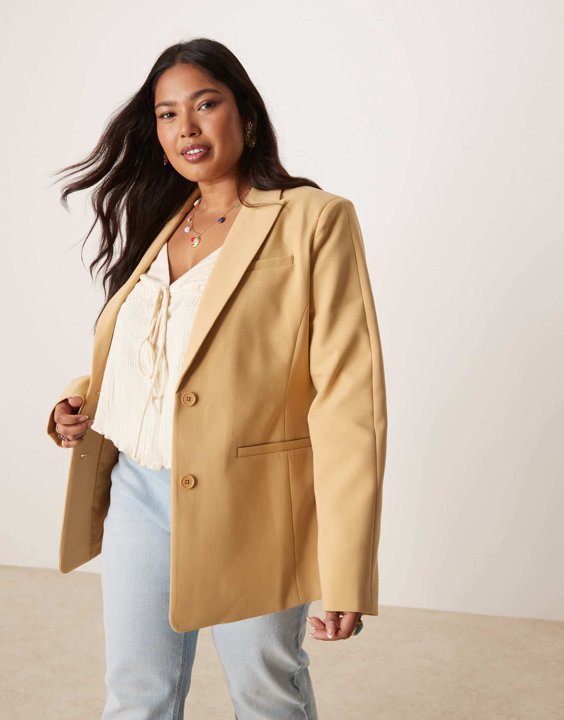 asos design curve moulded hip blazer in caramel