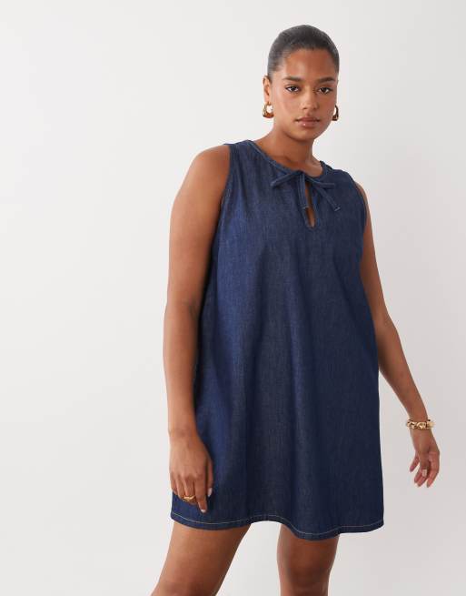 ASOS DESIGN Curve - Mørkeblå minikjole med keyhole-udskæring og rynker i denim, 2 af 4