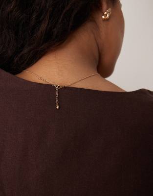 Asos Curve Asos Design Curve Necklace With Heart Pendant In Gold