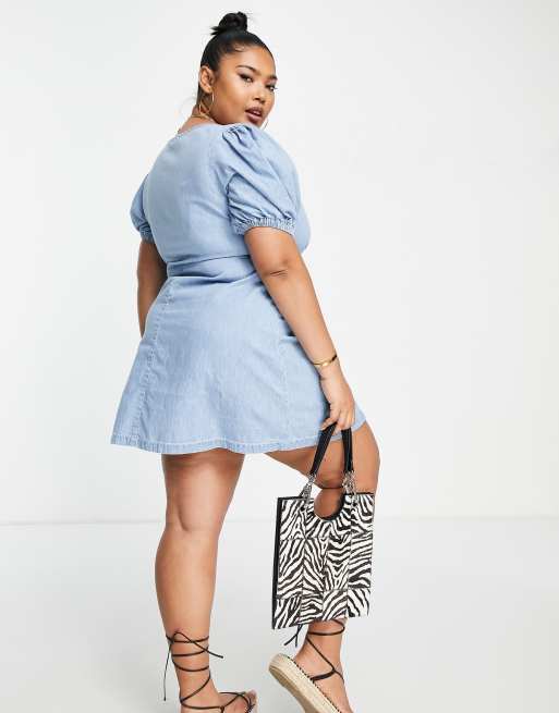 ASOS DESIGN Curve - Nette mini jurk van zacht denim met naden in mid-wash, 2 van 4