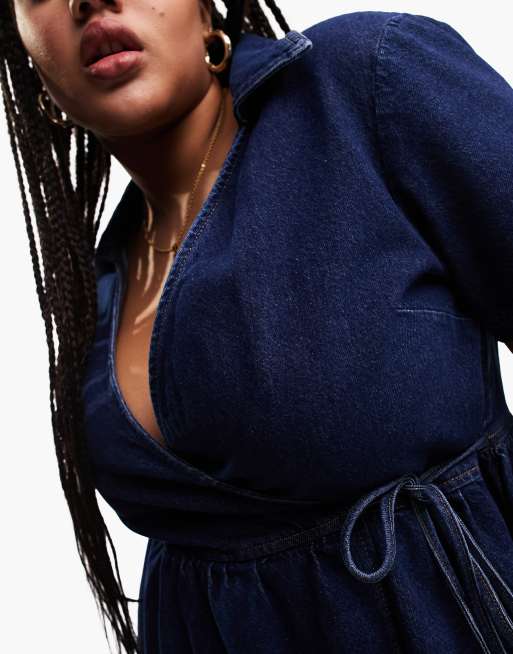 ASOS DESIGN Curve – Niebieska sukienka kopertowa z denimu , 5 z 5
