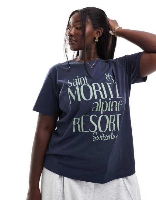 ASOS DESIGN Curve – Niebieski T-shirt o regularnym kroju z nadrukiem z napisem „Saint Moritz”